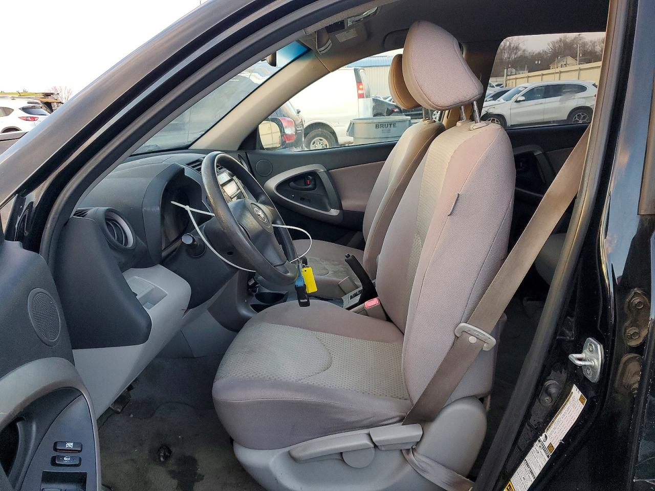 2007 TOYOTA RAV4 photo 7