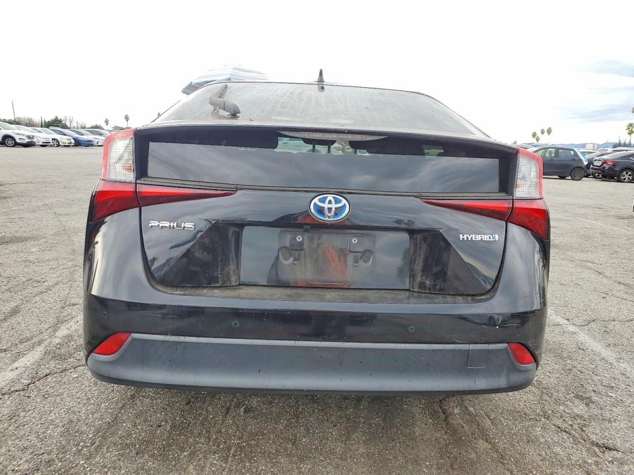 2019 TOYOTA PRIUS LE photo 11