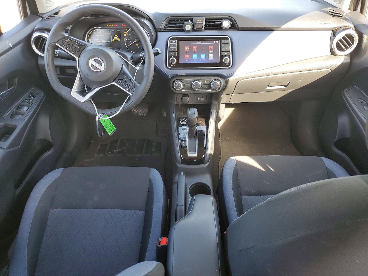 2024 NISSAN VERSA SV photo 8