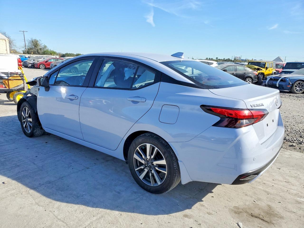 2024 NISSAN VERSA SV photo 2
