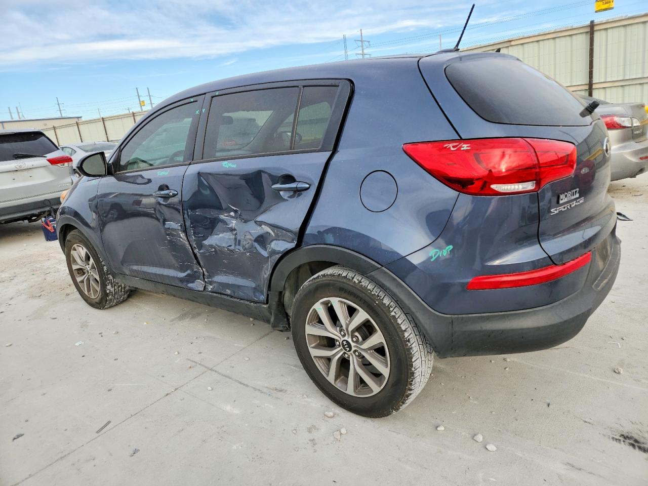 2016 KIA SPORTAGE LX photo 2