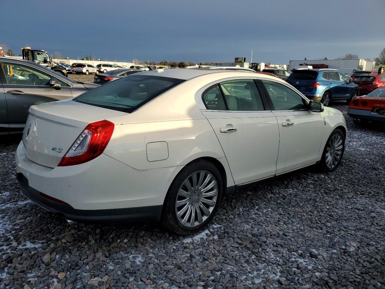 2013 LINCOLN MKS photo 5