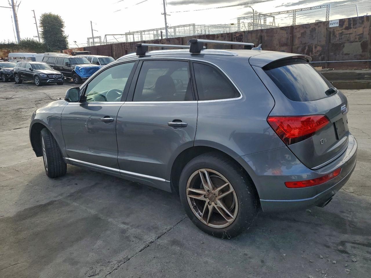 2016 AUDI Q5 PREMIUM PLUS photo 2