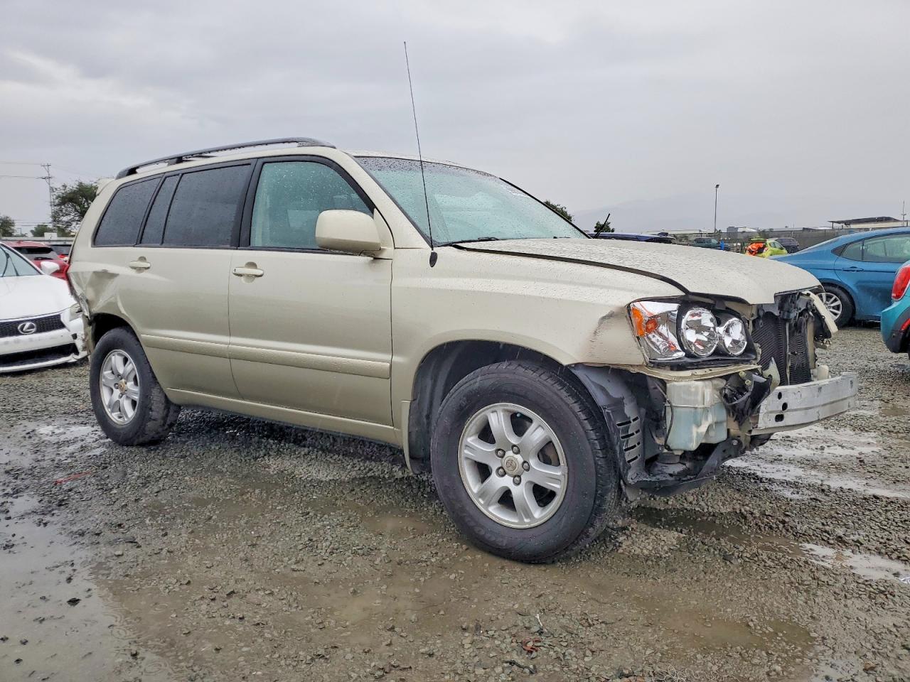 2003 TOYOTA HIGHLANDER LIMITED photo 4