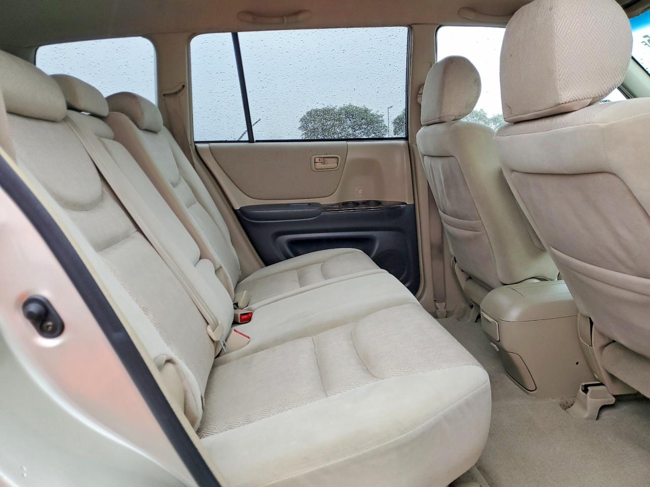 2003 TOYOTA HIGHLANDER LIMITED photo 11
