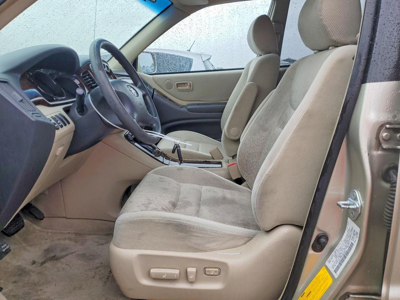 2003 TOYOTA HIGHLANDER LIMITED photo 7