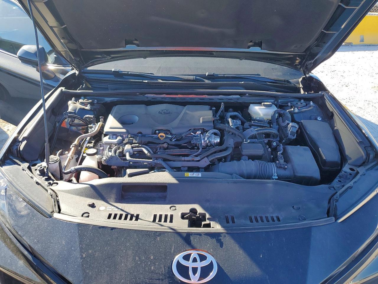2025 TOYOTA CAMRY XSE photo 21