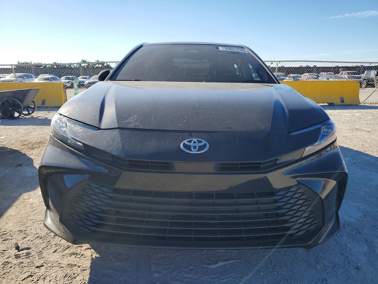 2025 TOYOTA CAMRY XSE photo 9