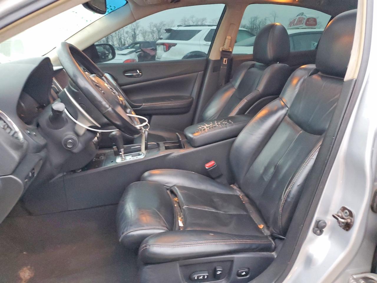 2010 NISSAN MAXIMA S photo 7