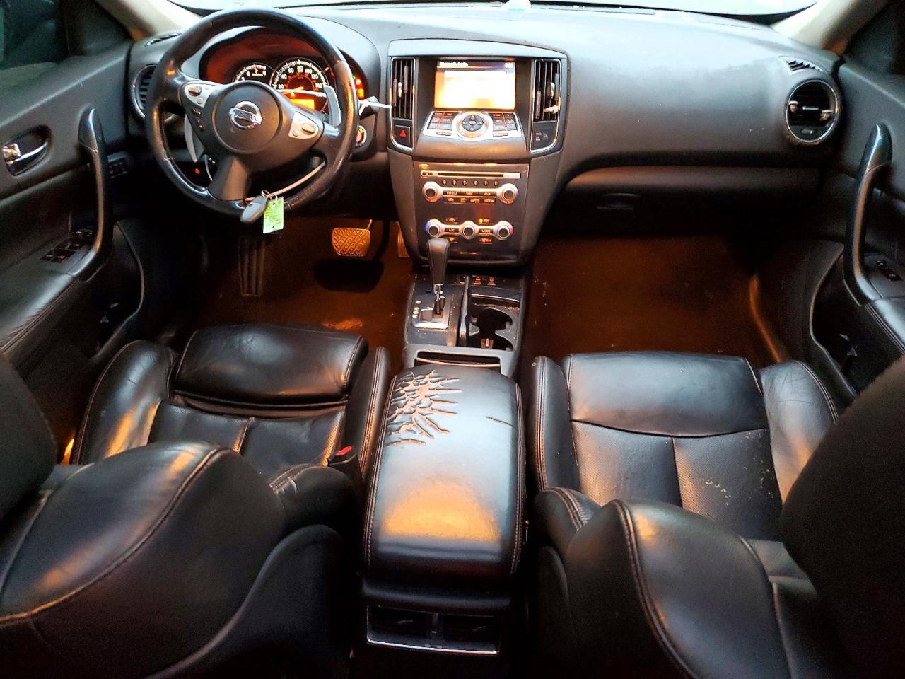 2010 NISSAN MAXIMA S photo 8