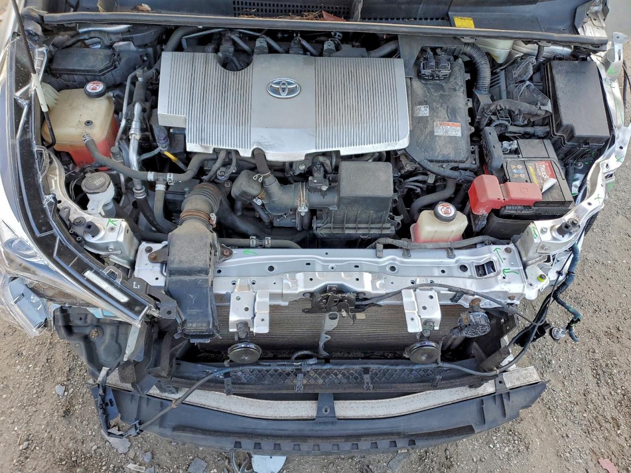 2017 TOYOTA PRIUS photo 11