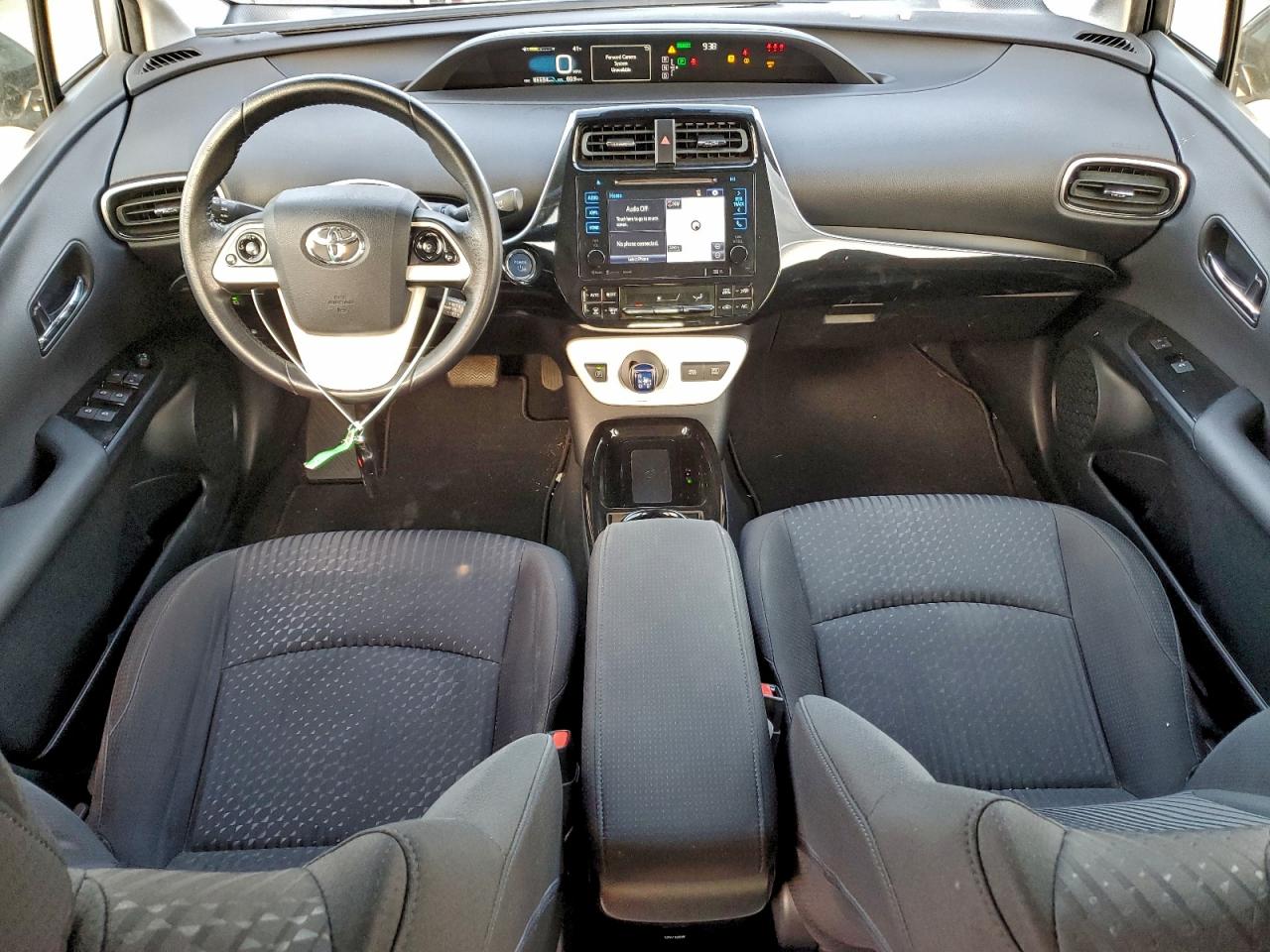 2017 TOYOTA PRIUS photo 8