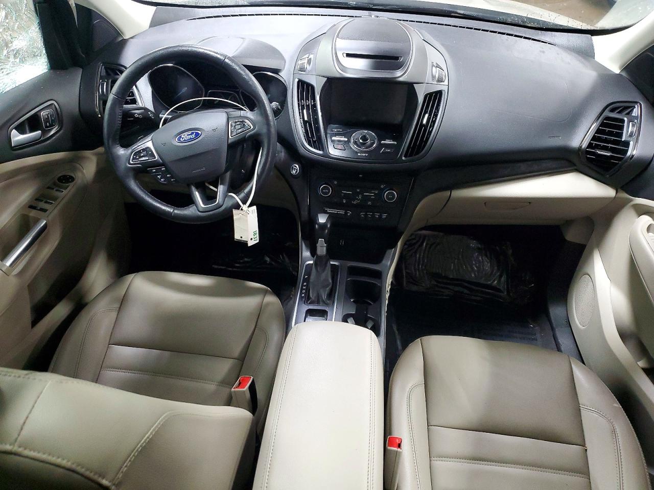 2018 FORD ESCAPE TITANIUM photo 8