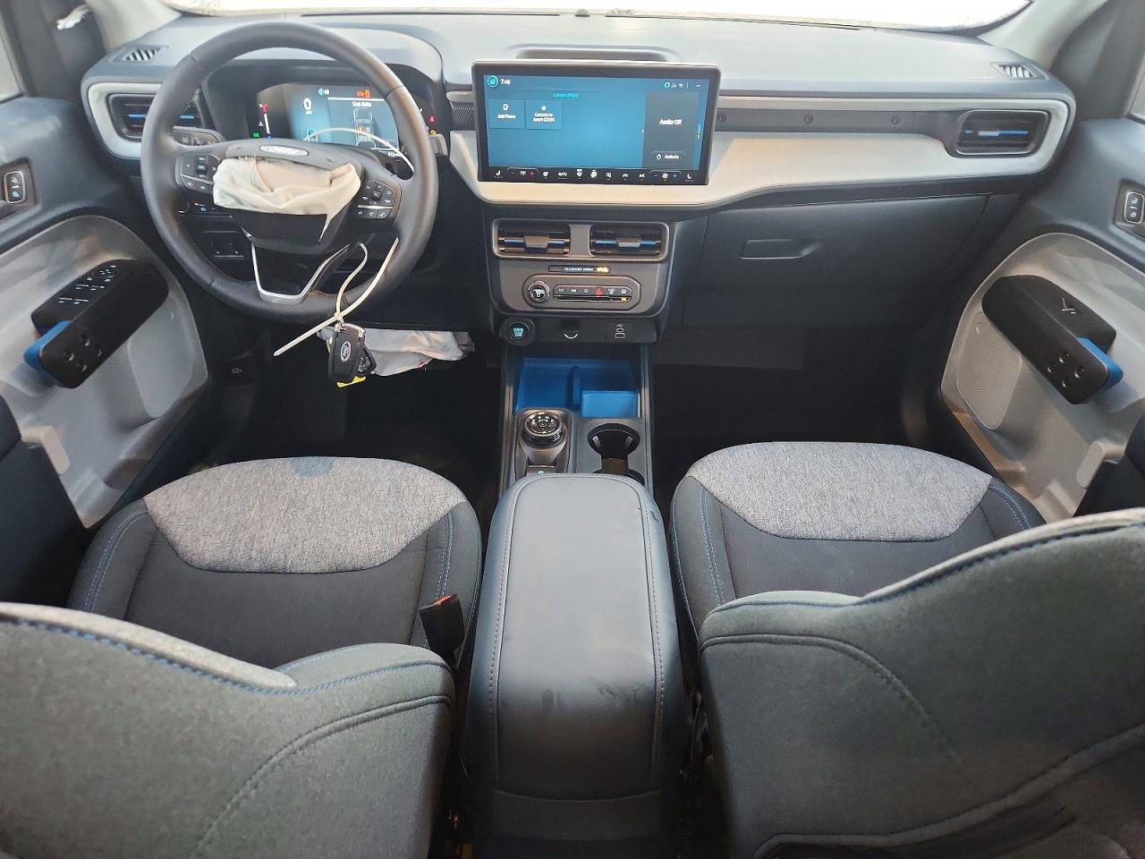 2025 FORD MAVERICK XLT photo 8