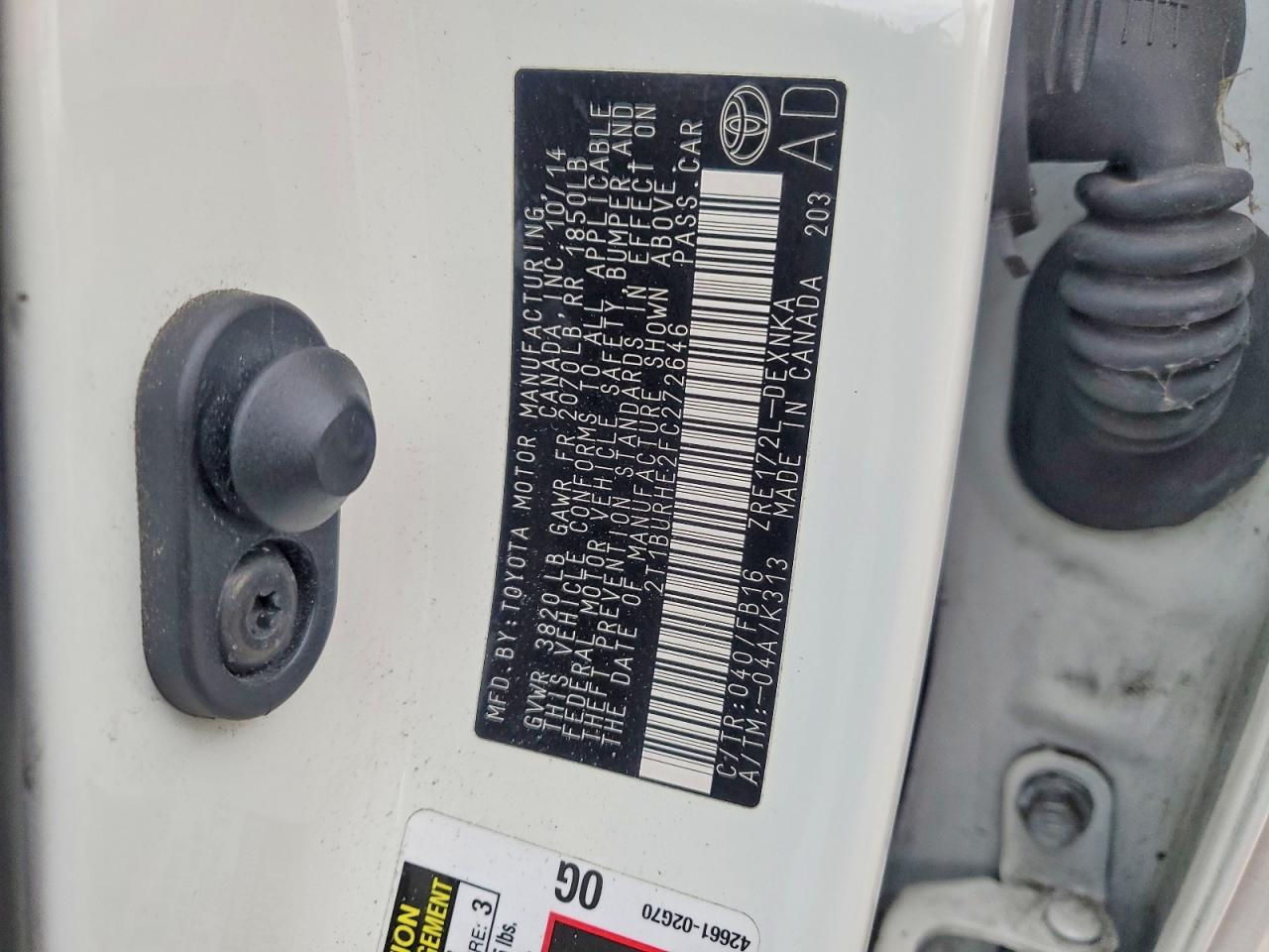 2015 TOYOTA COROLLA L photo 12