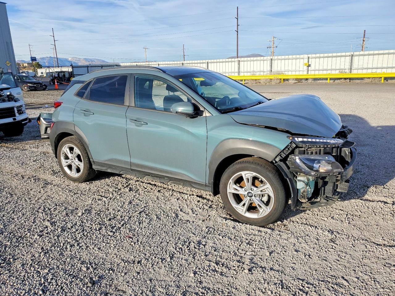 2022 HYUNDAI KONA SEL photo 4