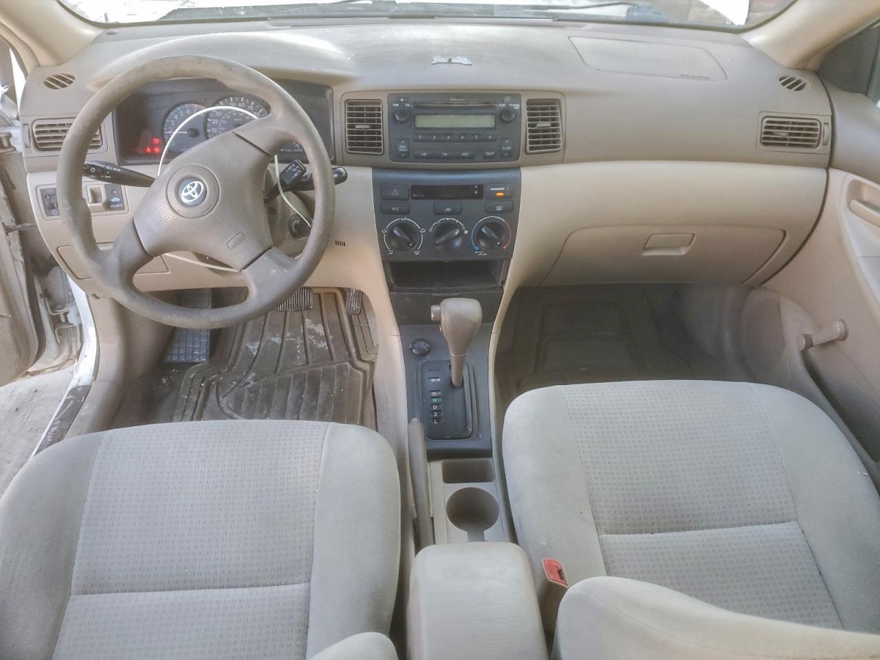 2005 TOYOTA COROLLA CE photo 8