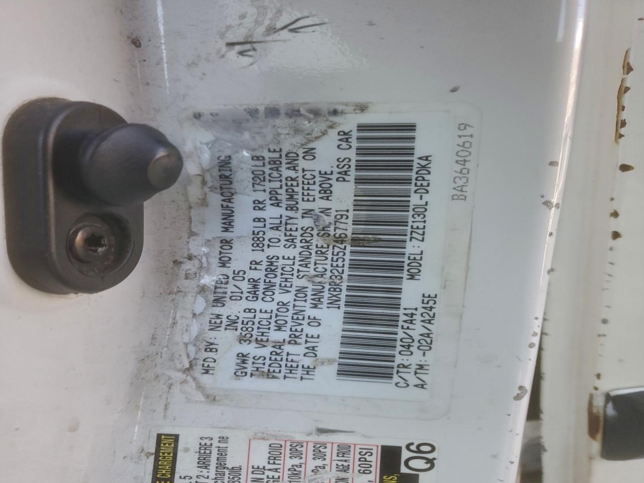 2005 TOYOTA COROLLA CE photo 12