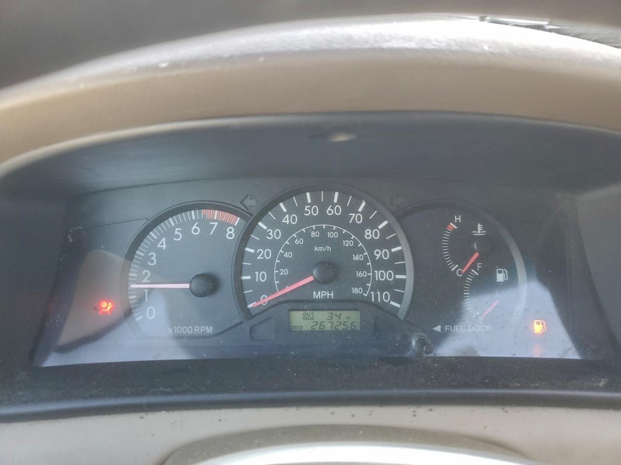 2005 TOYOTA COROLLA CE photo 9