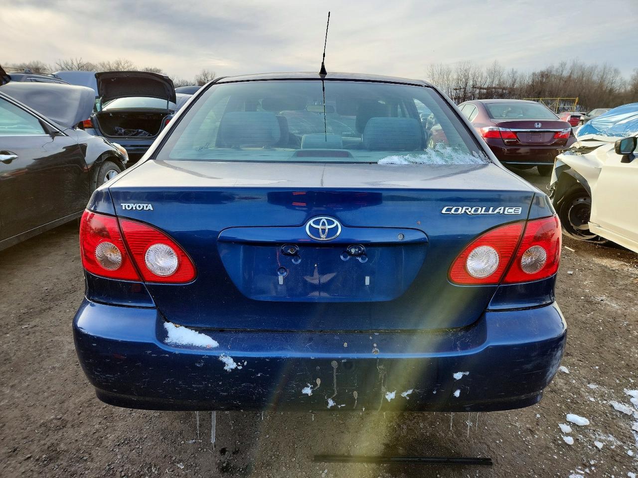 2008 TOYOTA COROLLA CE photo 11