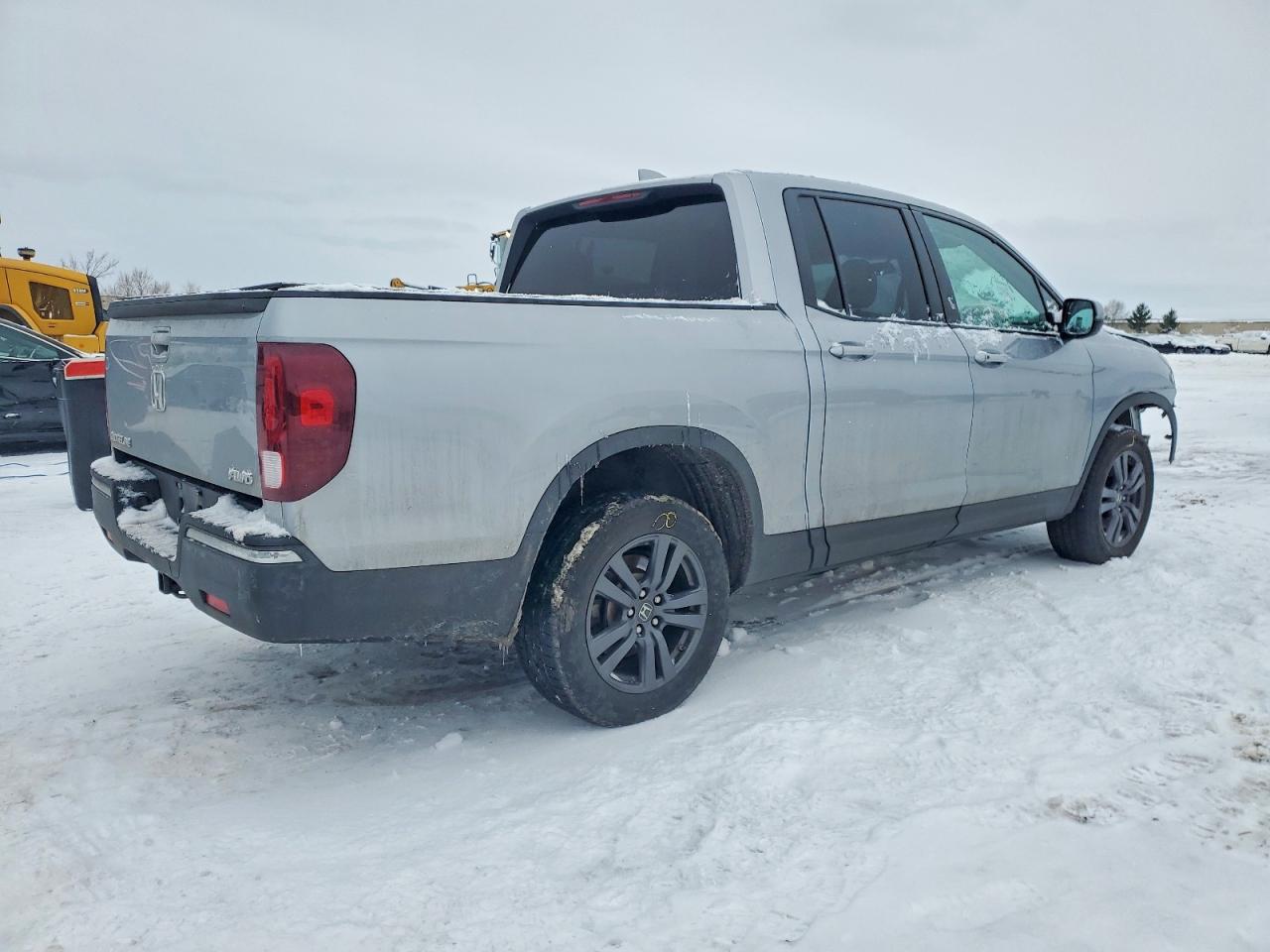 2019 HONDA RIDGELINE SPORT photo 3