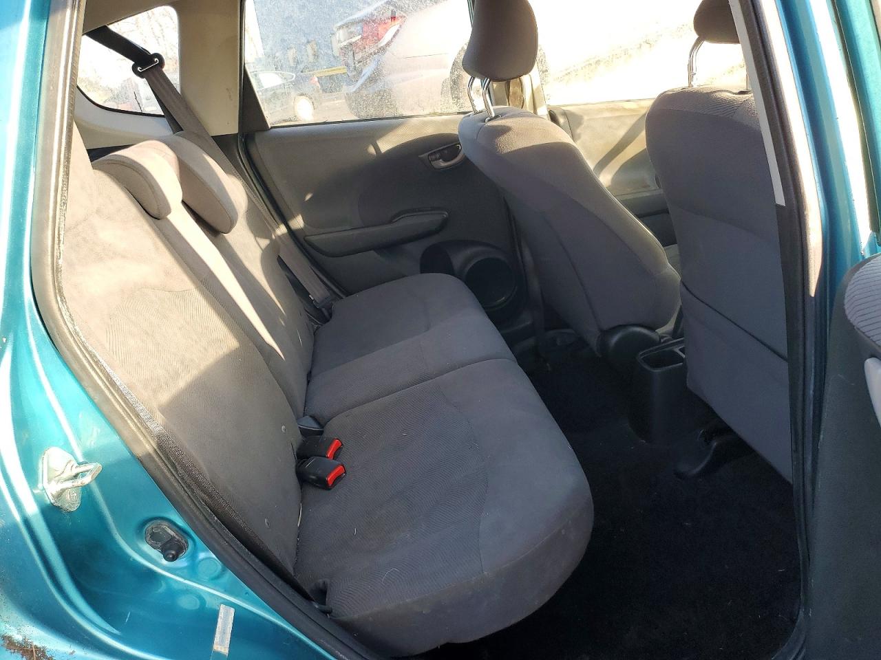 2013 HONDA FIT photo 10