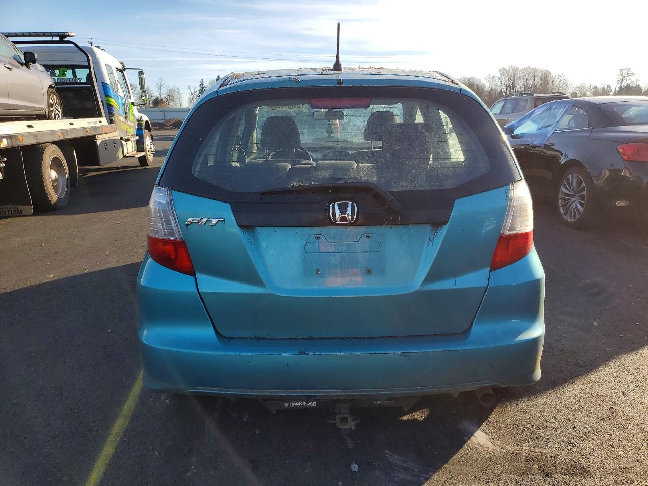 2013 HONDA FIT photo 6