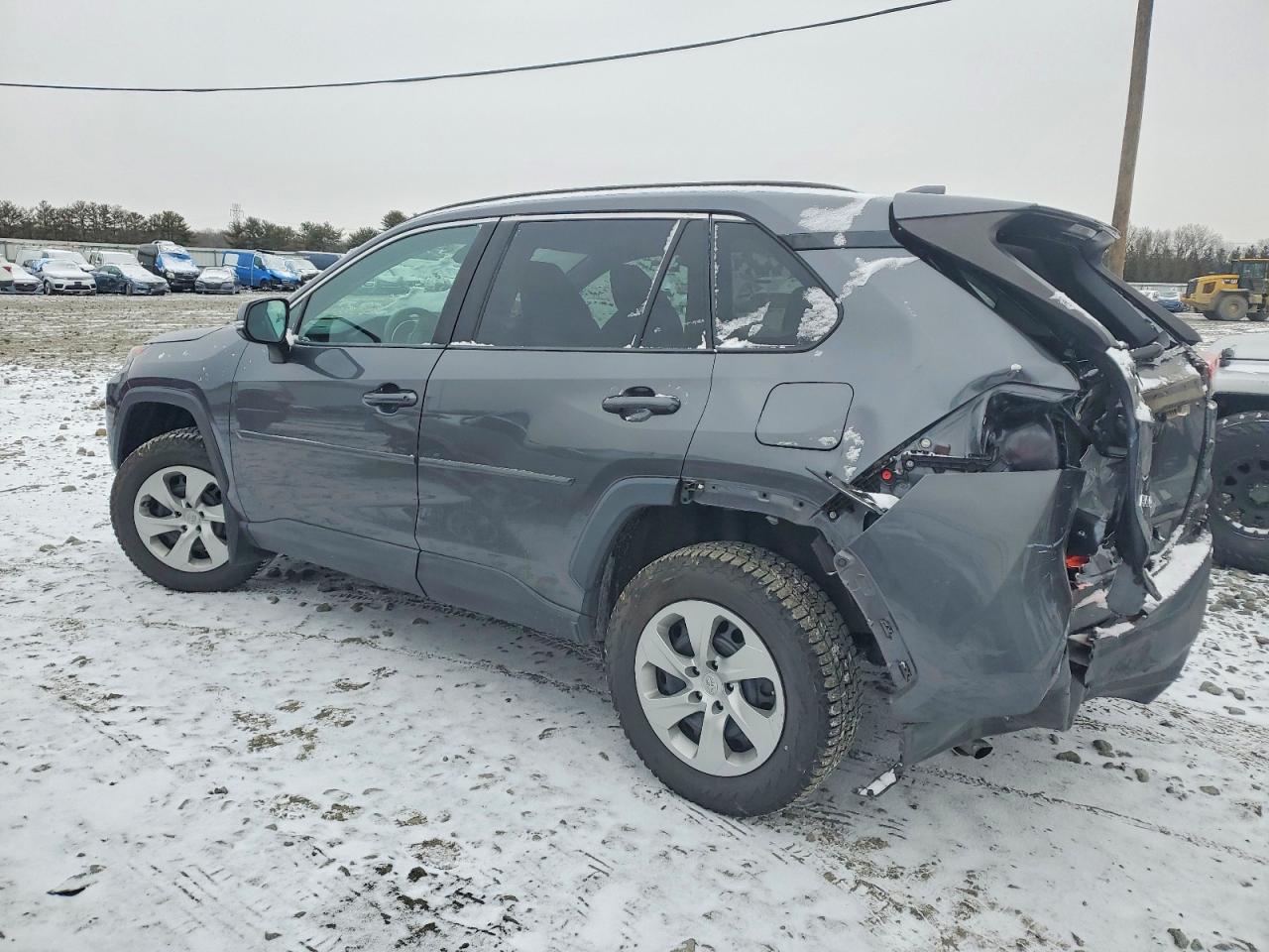 2021 TOYOTA RAV4 LE photo 2