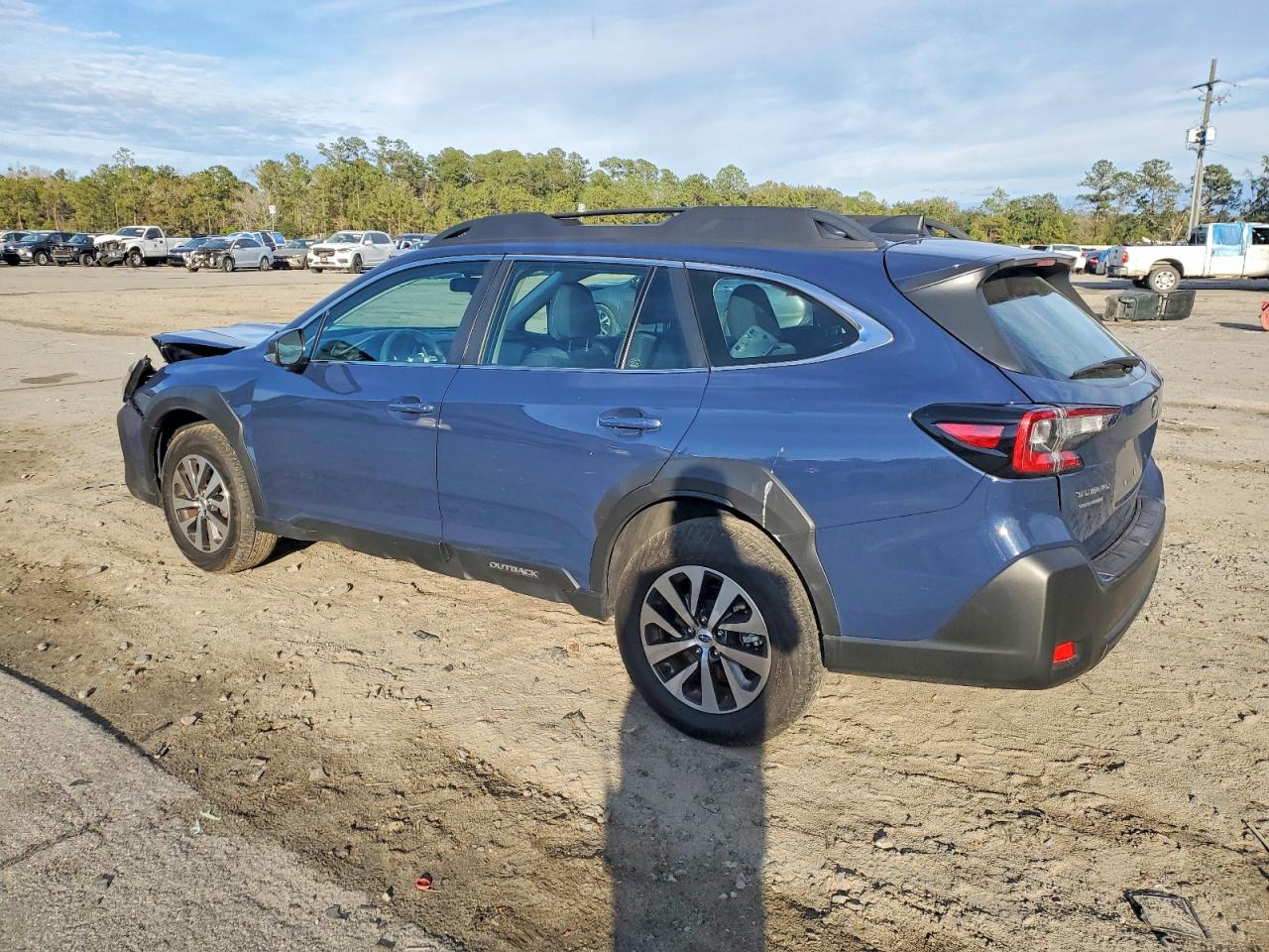 2025 SUBARU OUTBACK photo 2