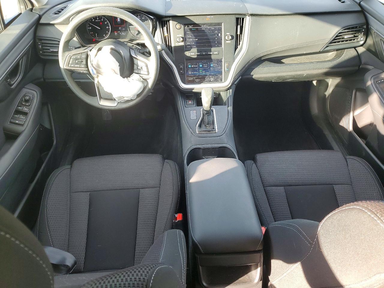 2025 SUBARU OUTBACK photo 8