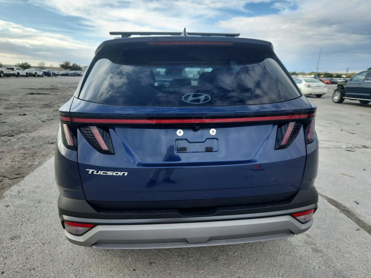 2025 HYUNDAI TUCSON SEL photo 11