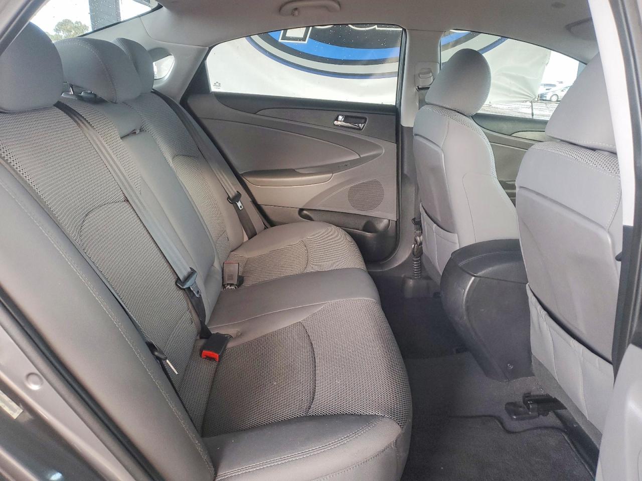 2011 HYUNDAI SONATA GLS photo 19