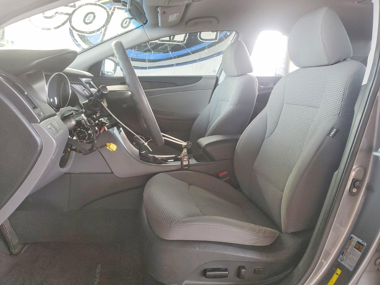 2011 HYUNDAI SONATA GLS photo 13