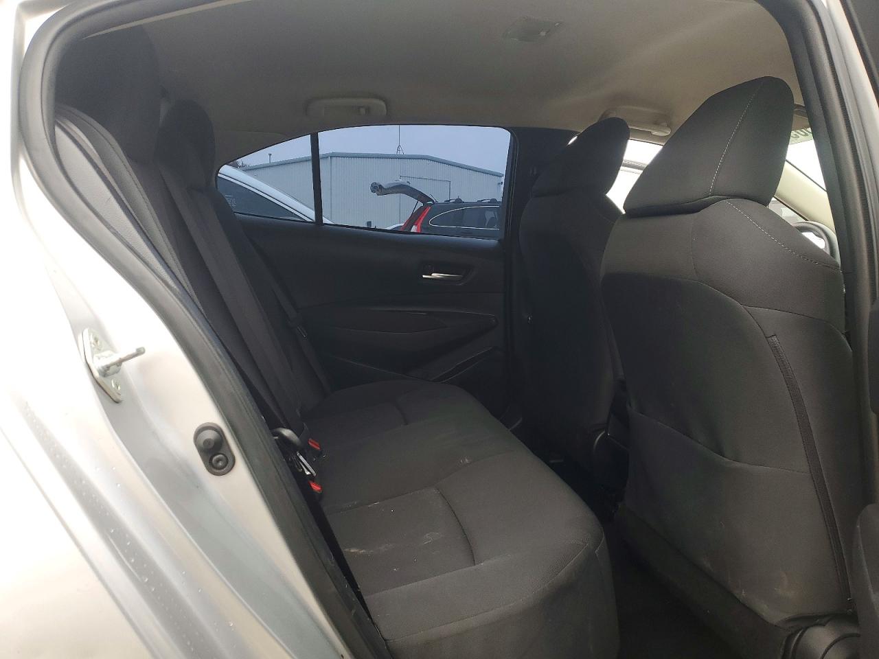 2020 TOYOTA COROLLA LE photo 10
