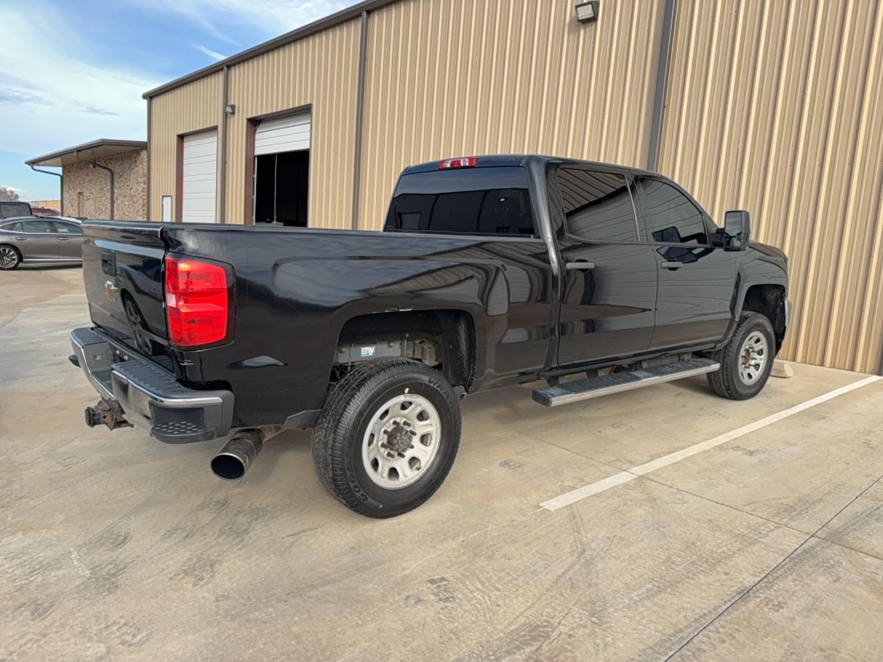 2015 CHEVROLET SILVERADO K3500 LT photo 4