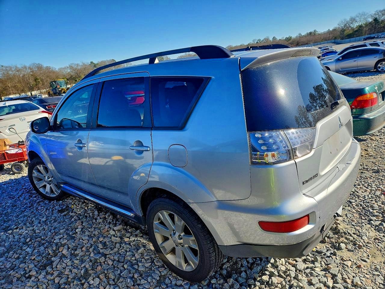 2013 MITSUBISHI OUTLANDER SE photo 2