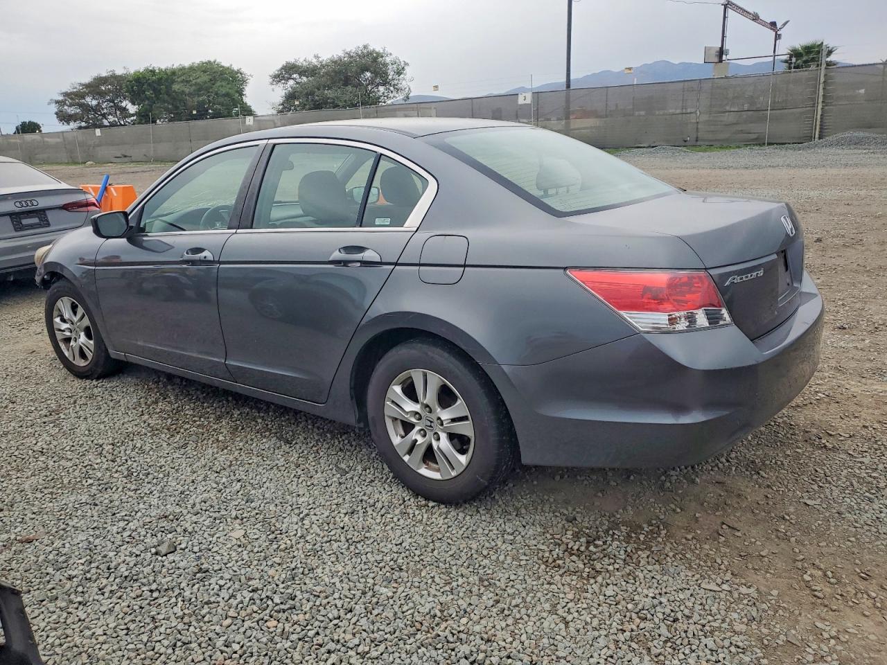 2008 HONDA ACCORD LXP photo 2