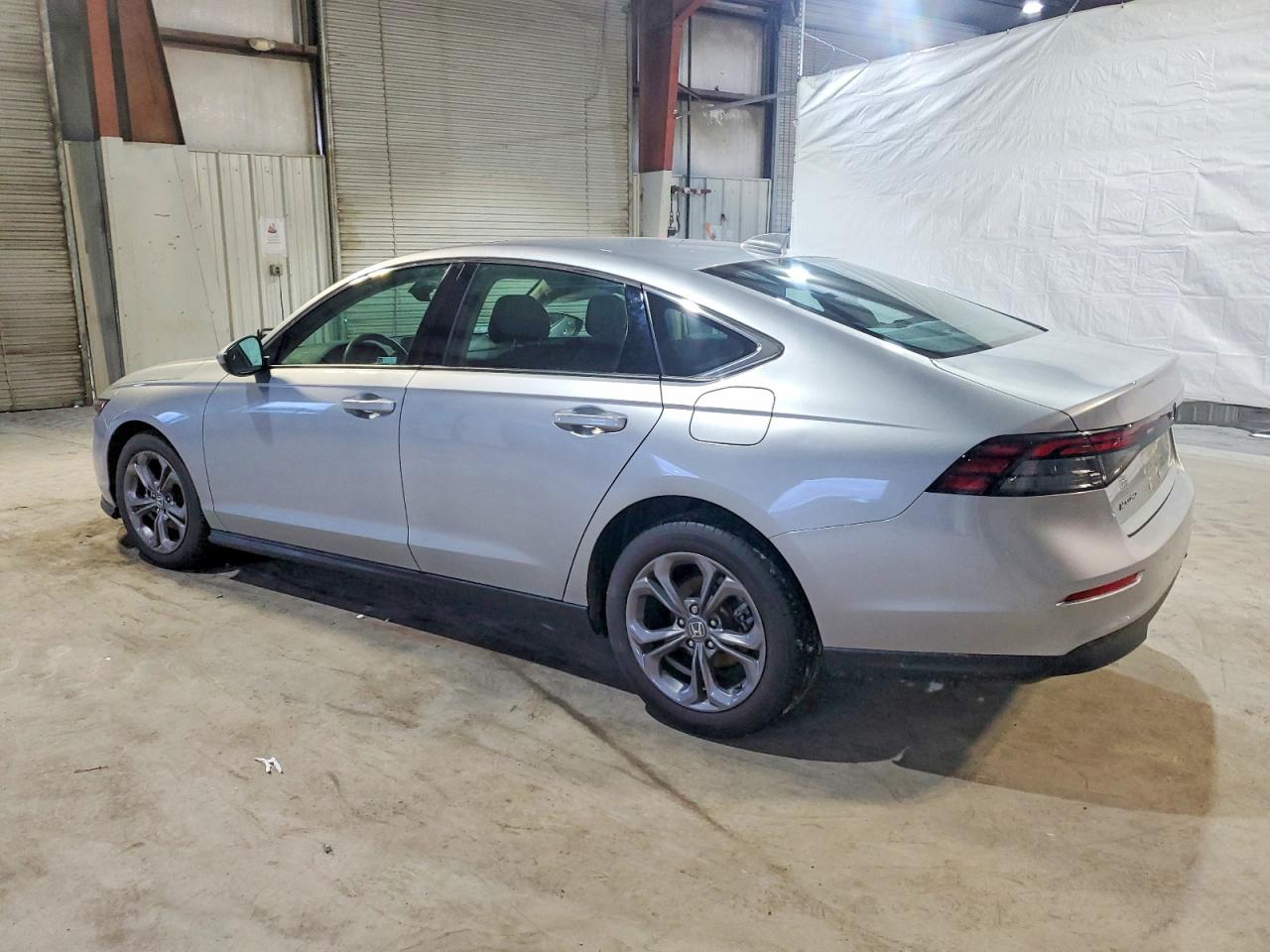 2024 HONDA ACCORD EX photo 2