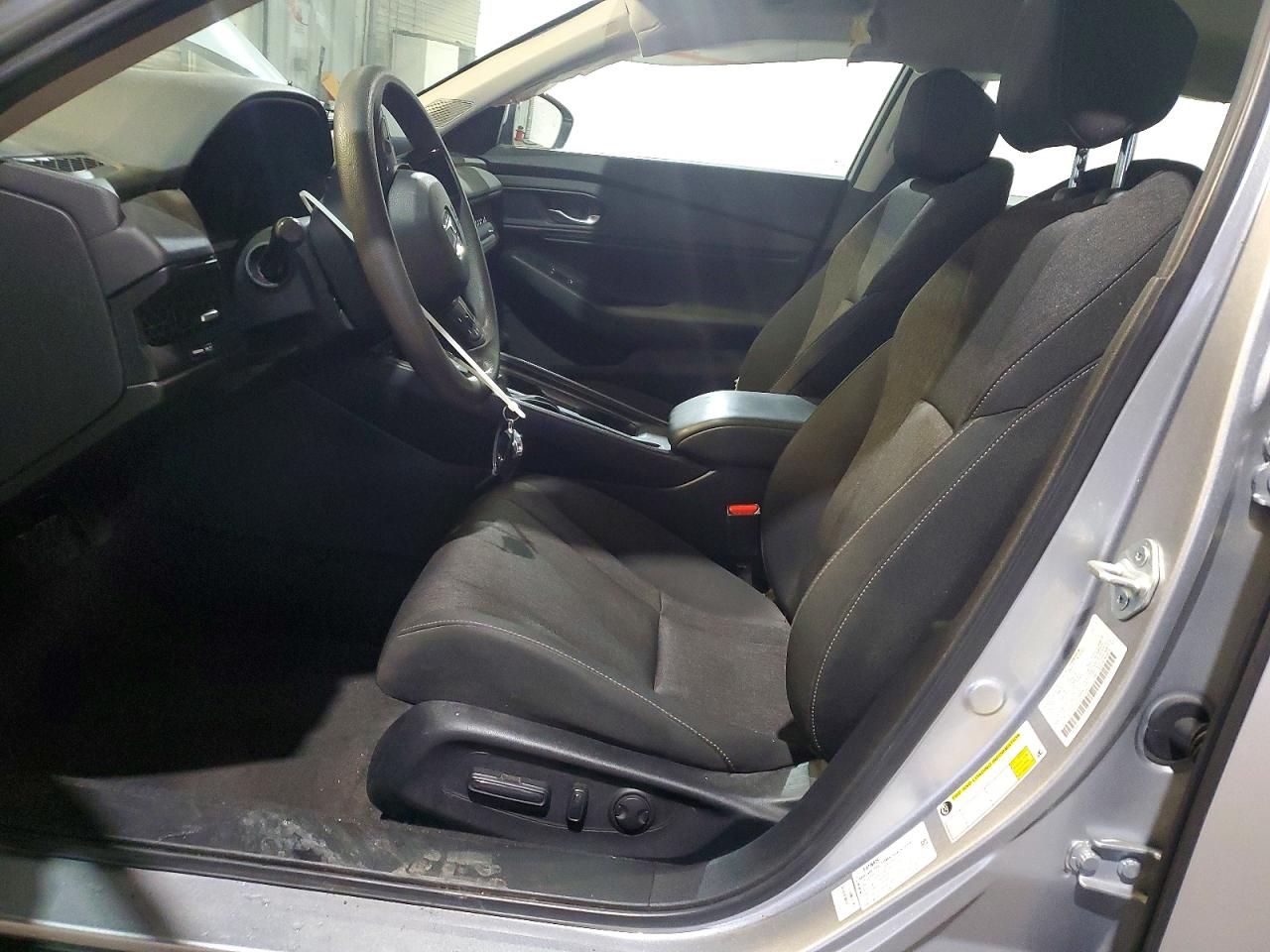 2024 HONDA ACCORD EX photo 7