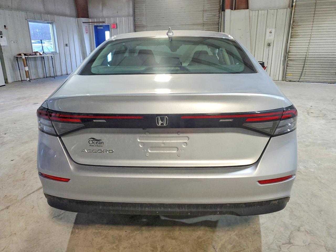 2024 HONDA ACCORD EX photo 6
