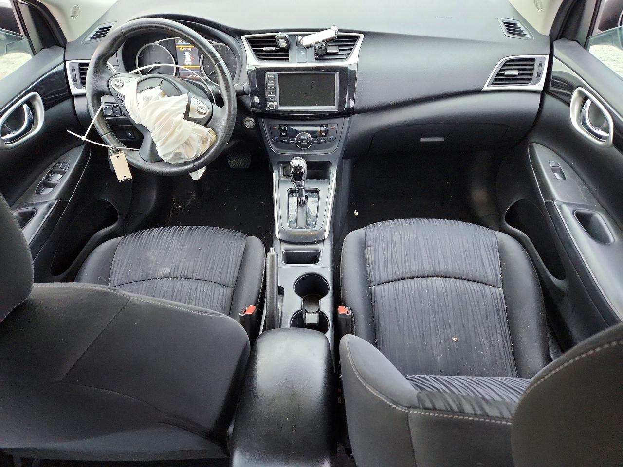 2019 NISSAN SENTRA S photo 8