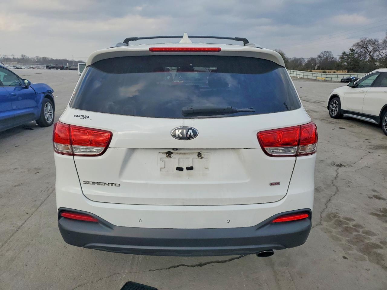 2016 KIA SORENTO LX photo 11