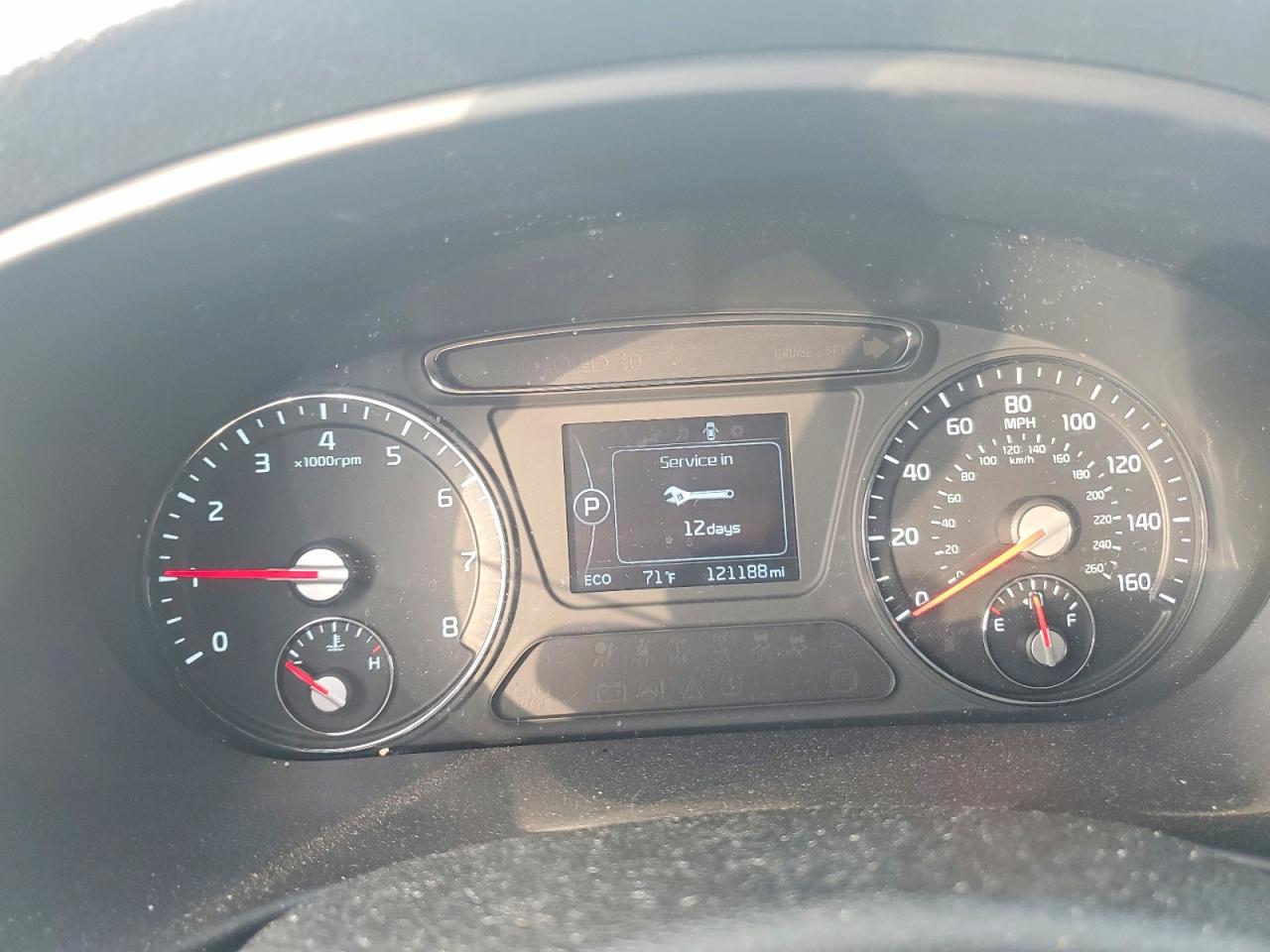 2016 KIA SORENTO LX photo 17