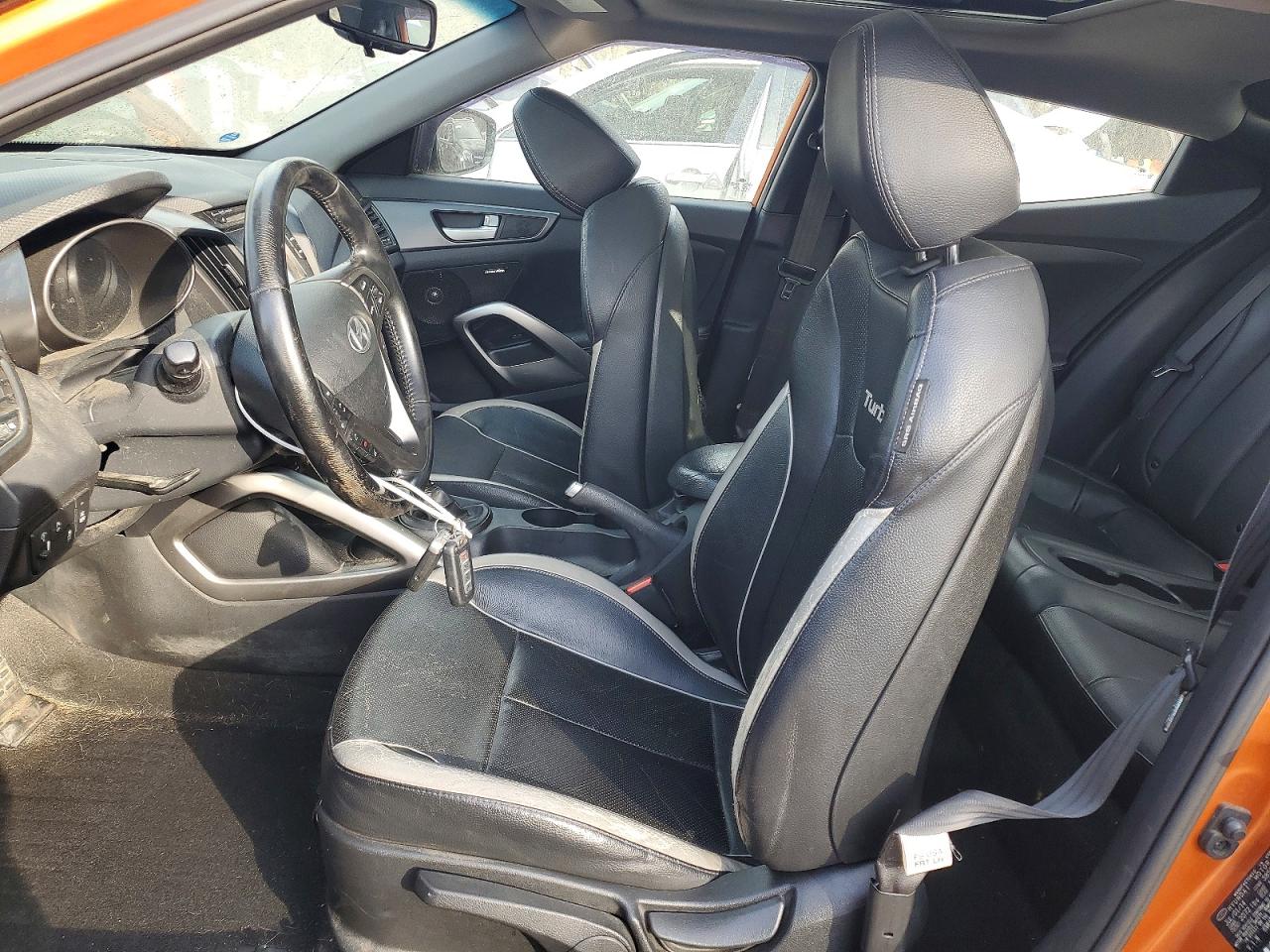 2015 HYUNDAI VELOSTER TURBO photo 7