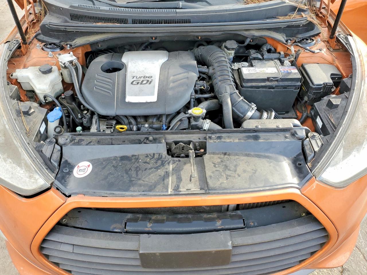 2015 HYUNDAI VELOSTER TURBO photo 11