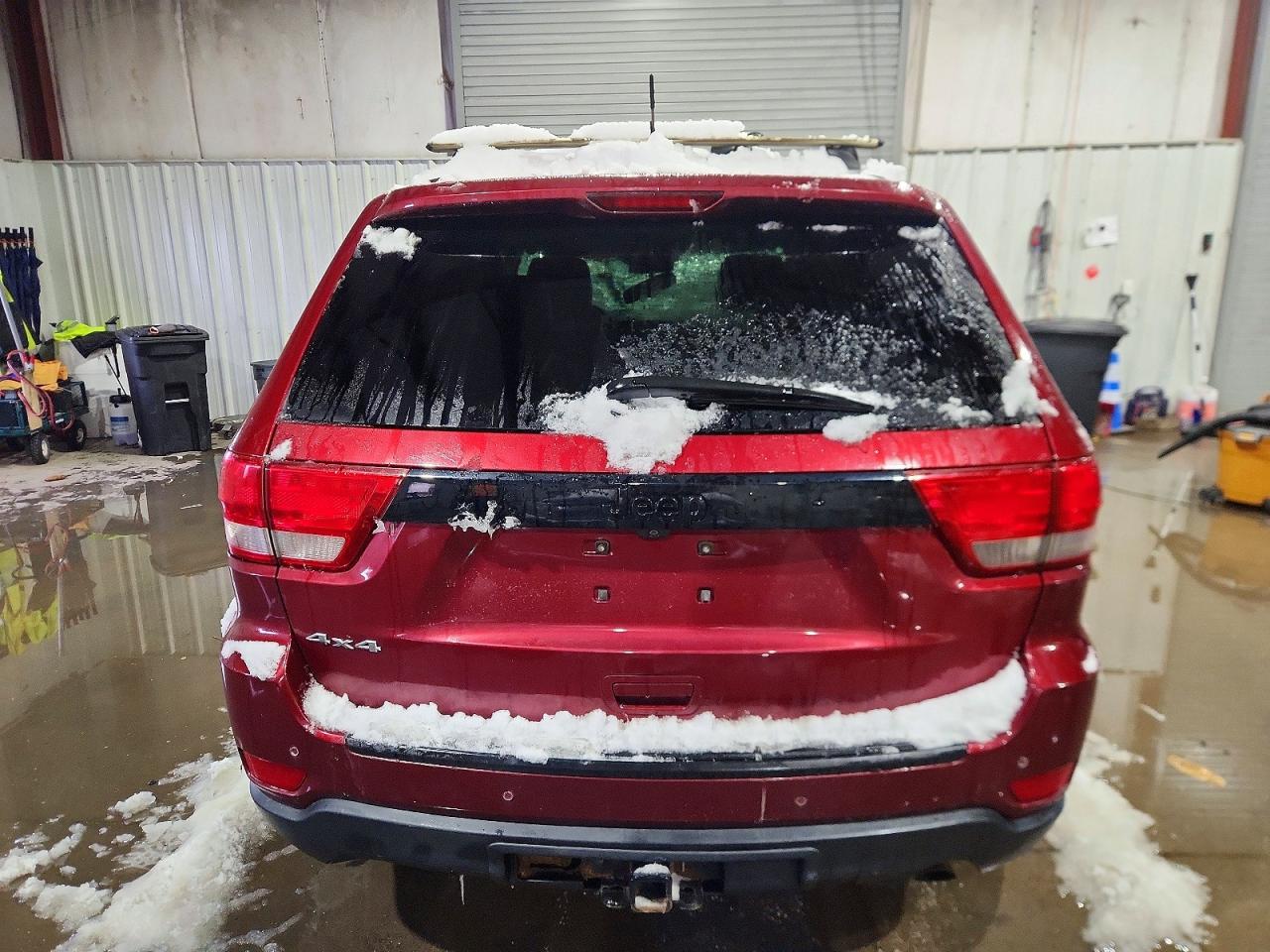 2012 JEEP GRAND CHEROKEE LAREDO photo 11