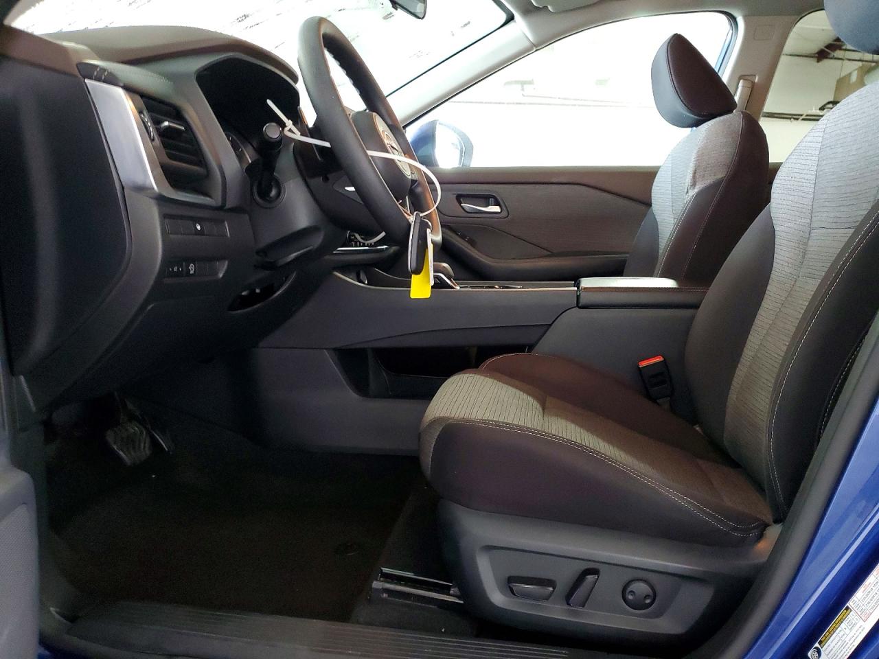 2023 NISSAN ROGUE SV photo 7