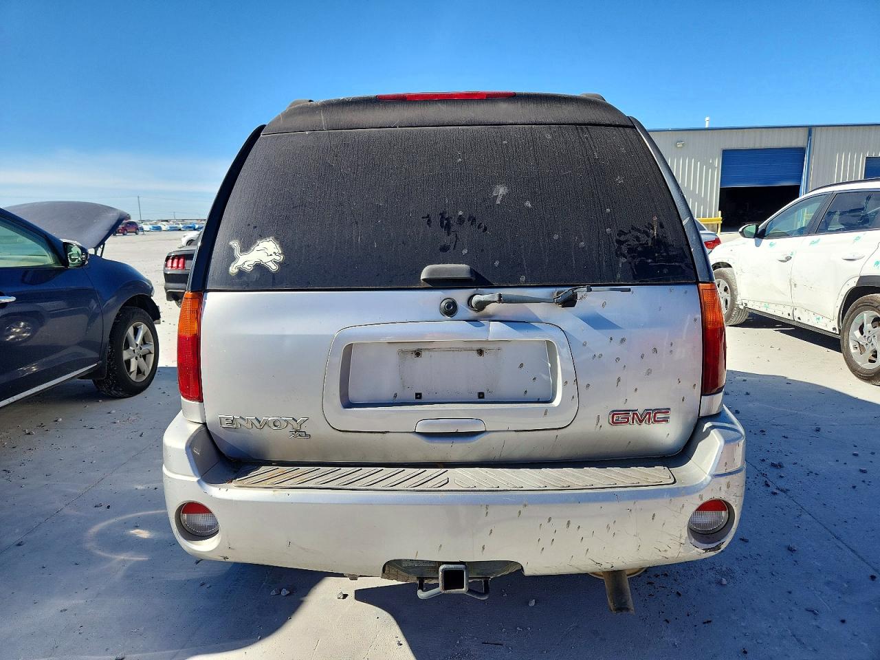 2005 GMC ENVOY XL photo 11