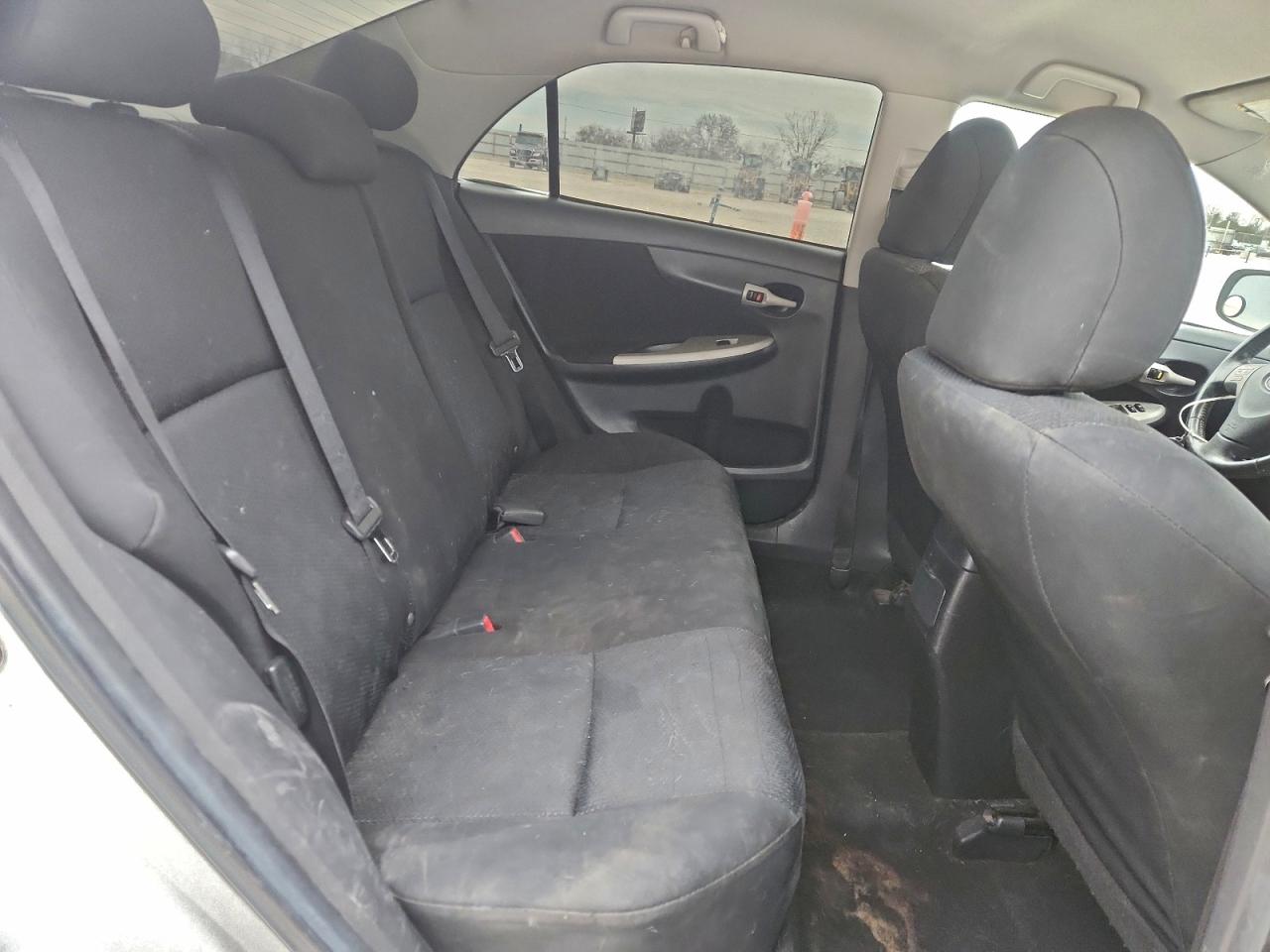 2010 TOYOTA COROLLA BASE photo 10