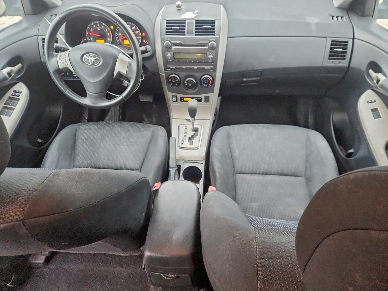 2010 TOYOTA COROLLA BASE photo 8